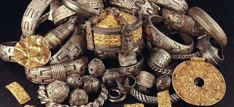 What is Viking Jewelry Popular For?