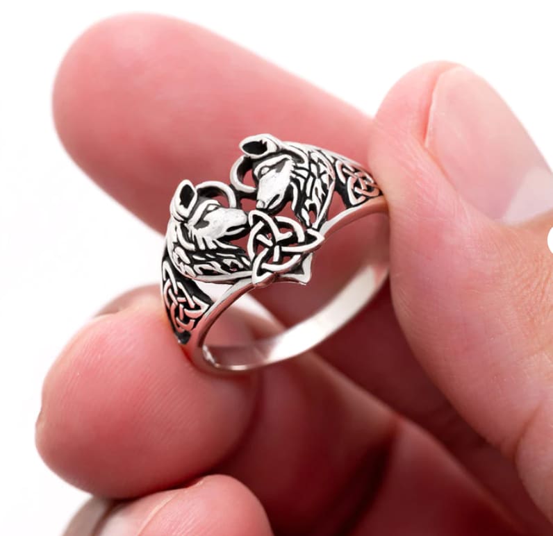 925 Sterling Silver Wolf Head Heart Ring - Norse Spirit 925 Sterling Silver Wolf Head Heart Ring - Norse Spirit