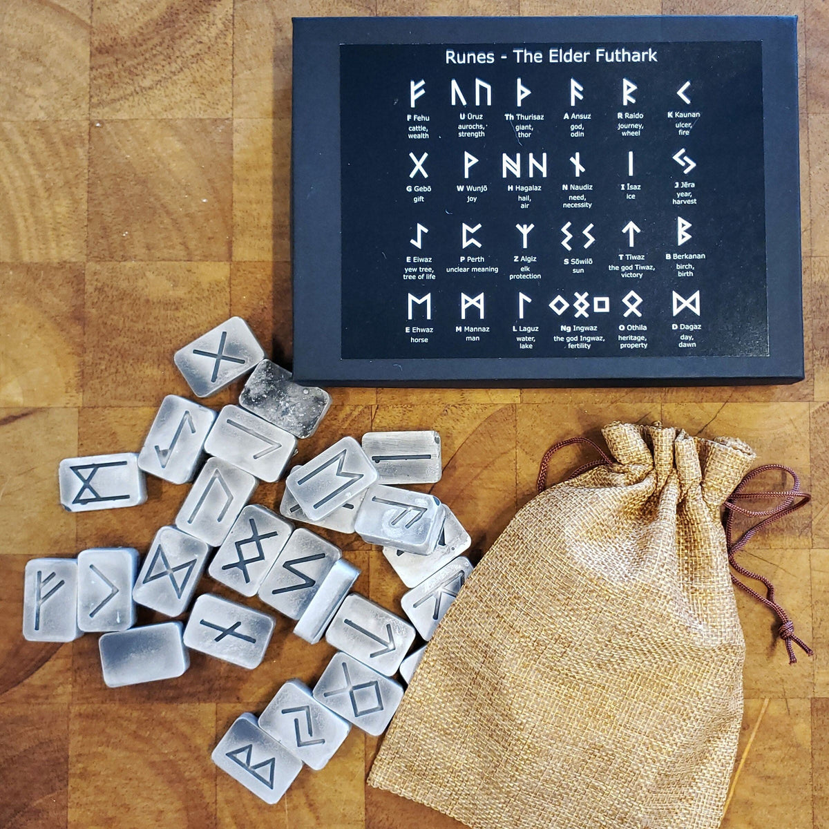 Handmade Elder Futhark Rune Presentation Set - Norse Spirit