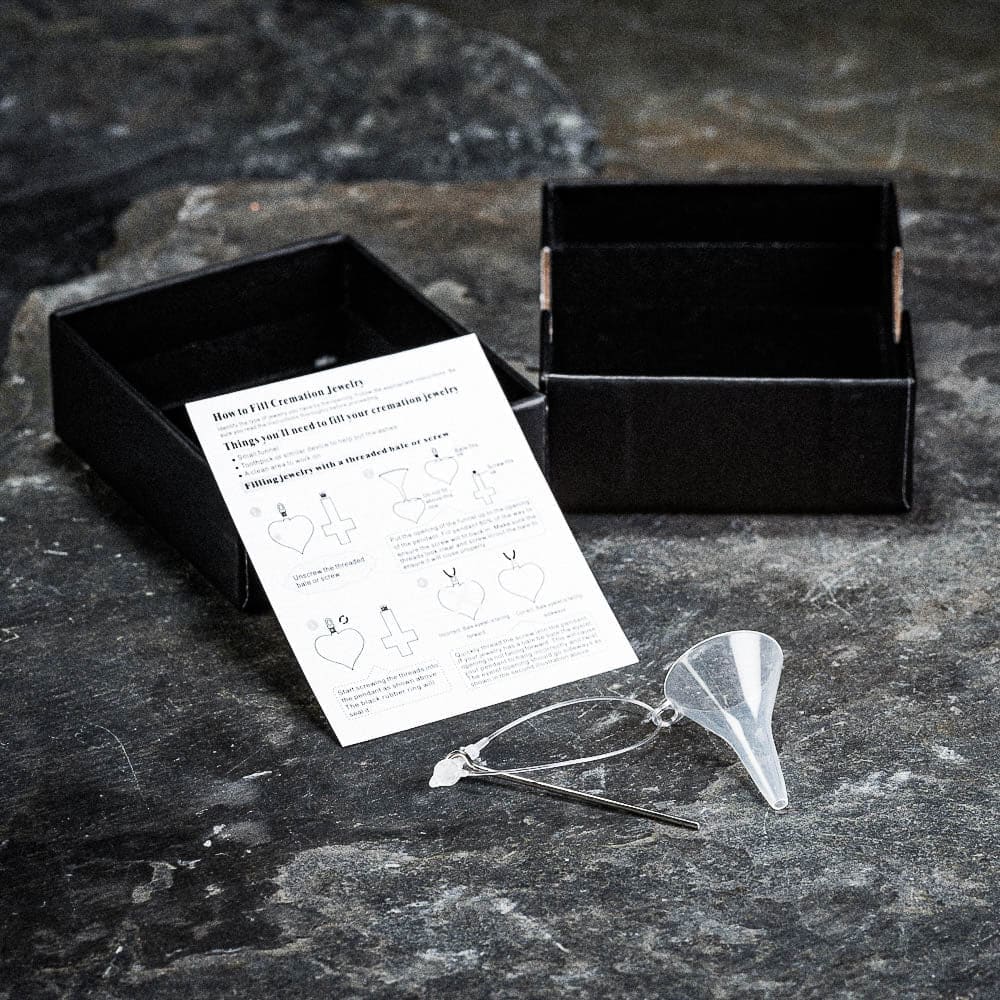 Stainless Steel Mjolnir Cremation Necklace