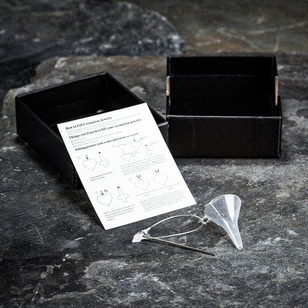 Stainless Steel Thor’s Hammer Cremation Necklace