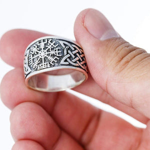 Vegvisir and Celtic knot Viking ring