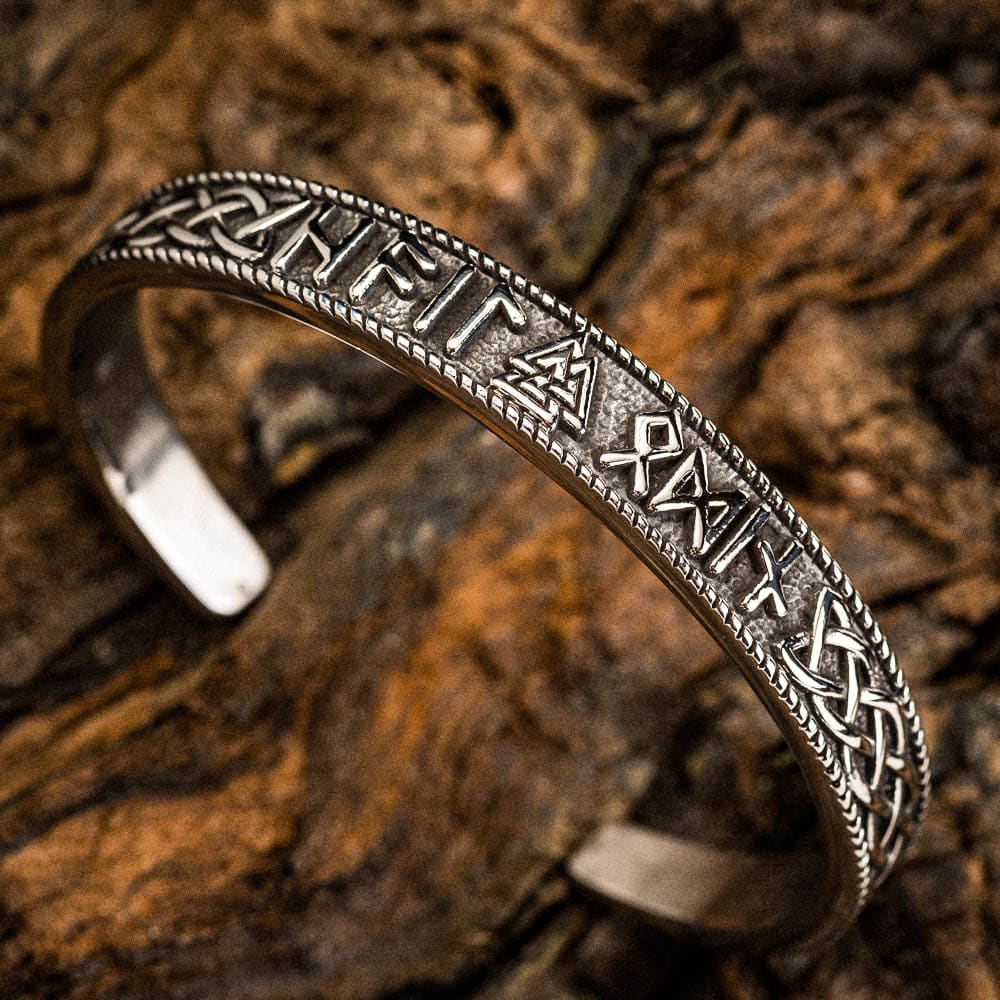 Buy Viking Bracelet Adjustable Bangle - Mens Leather Bracelet Handmade with  Nordic Amulet - Celtic Pagan Jewelry of Talisman (Vegvisir Silver) at  Amazon.in