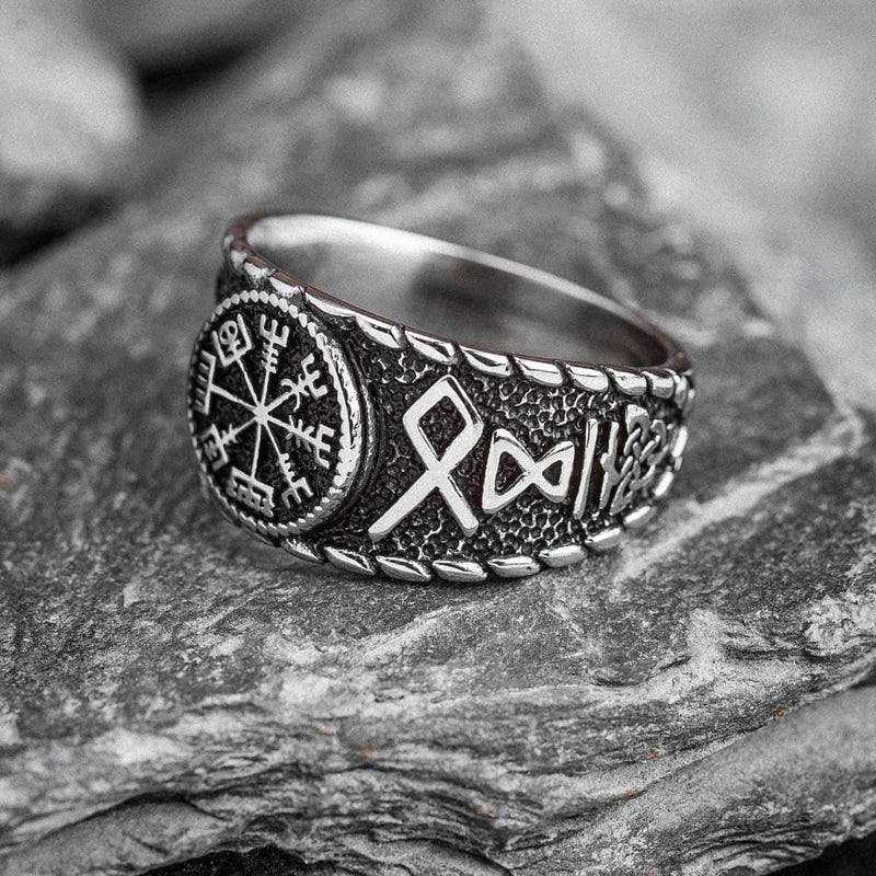 Stainless Steel Vegvisir and Runes Ring - Norse Spirit