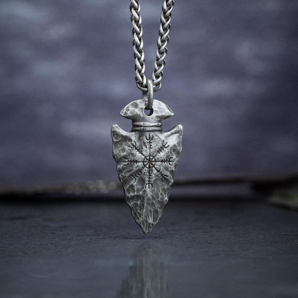 【2024年】お歳暮ギフト with Pendant Head Spear Viking Steel Stainless Helm Awe of アクセサリー