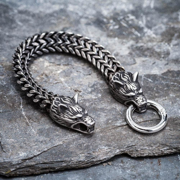 stainless-steel-wolf-head-mesh